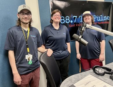 Photo: Michael Mallace / Student Broadcaster: Brandon Neyenhuis, Asa Lindsay, Matthew Cavazos